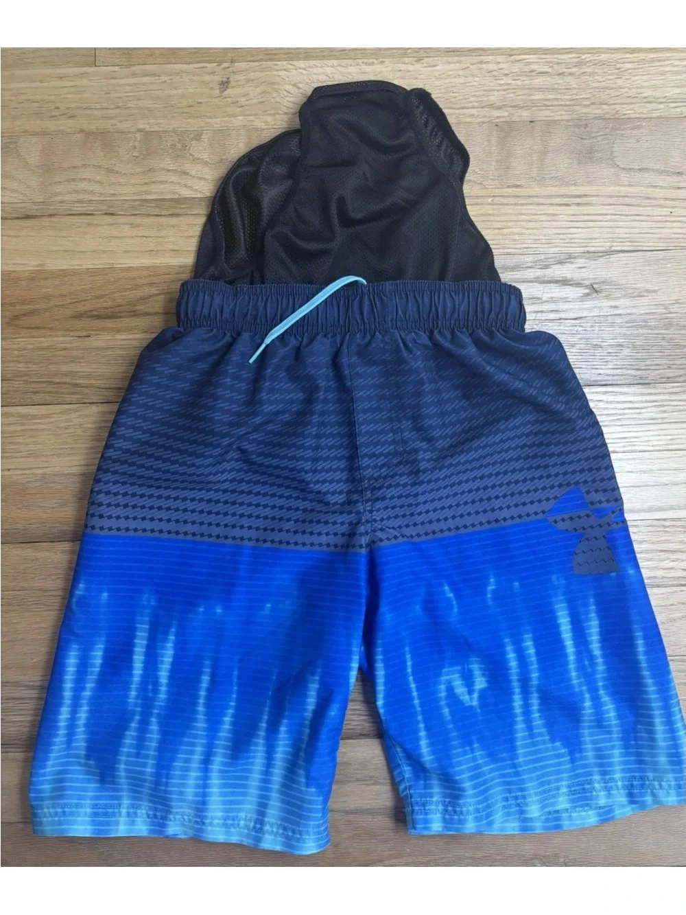 Under Armour Youth Multi Blue Swim Trunks Youth READ Description